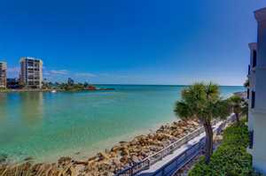 vacation rental condos