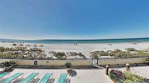 vacation rental condos