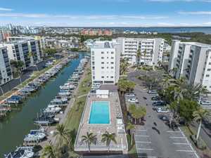 vacation rental condos