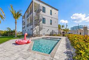 vacation rental condos